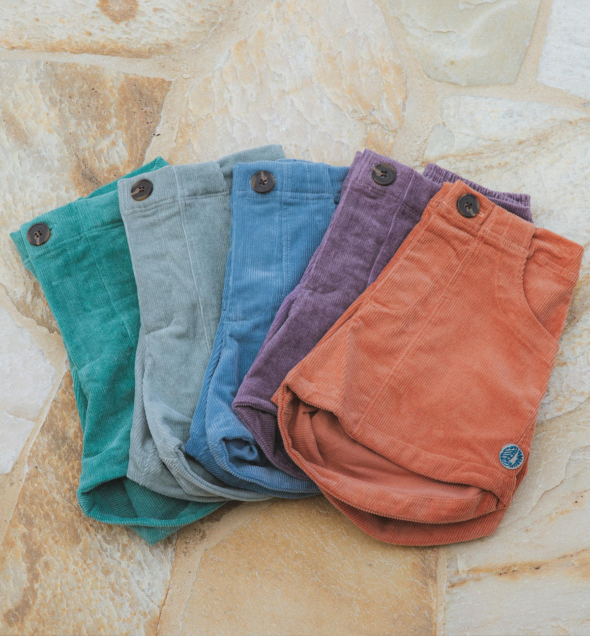 Pocket shorts in five colors