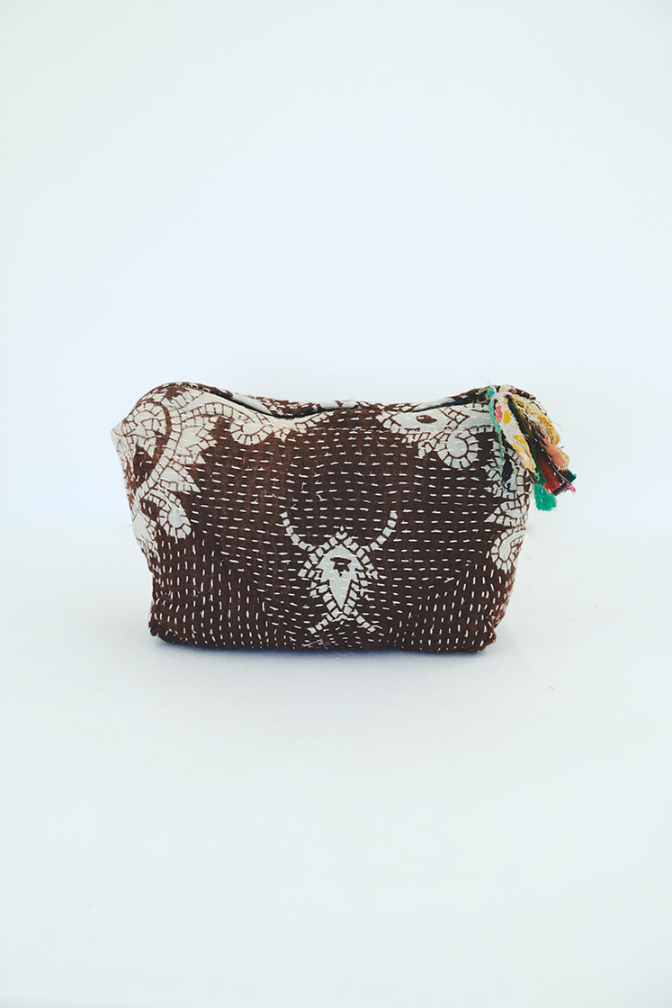 Purse Pouch with Zipper made out of vintage Kantha Blanket