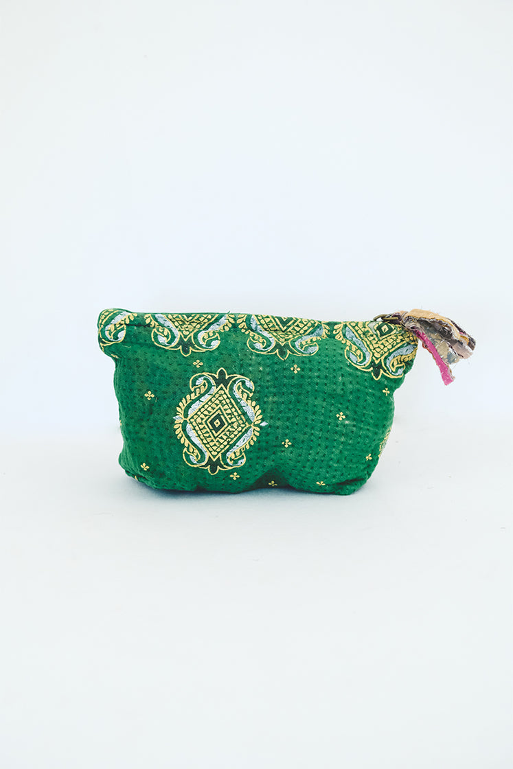 Purse Pouch with Zipper made out of vintage Kantha Blanket