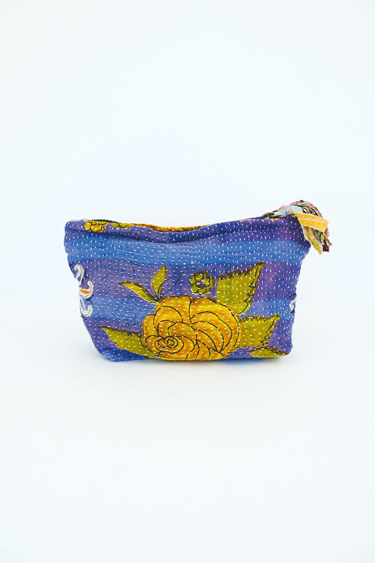 Purse Pouch with Zipper made out of vintage Kantha Blanket