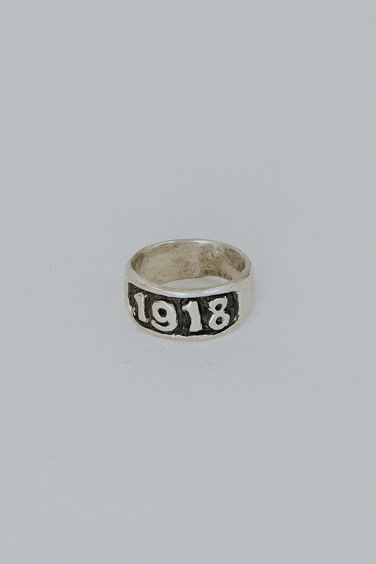 1918 Buried Treasure Ring