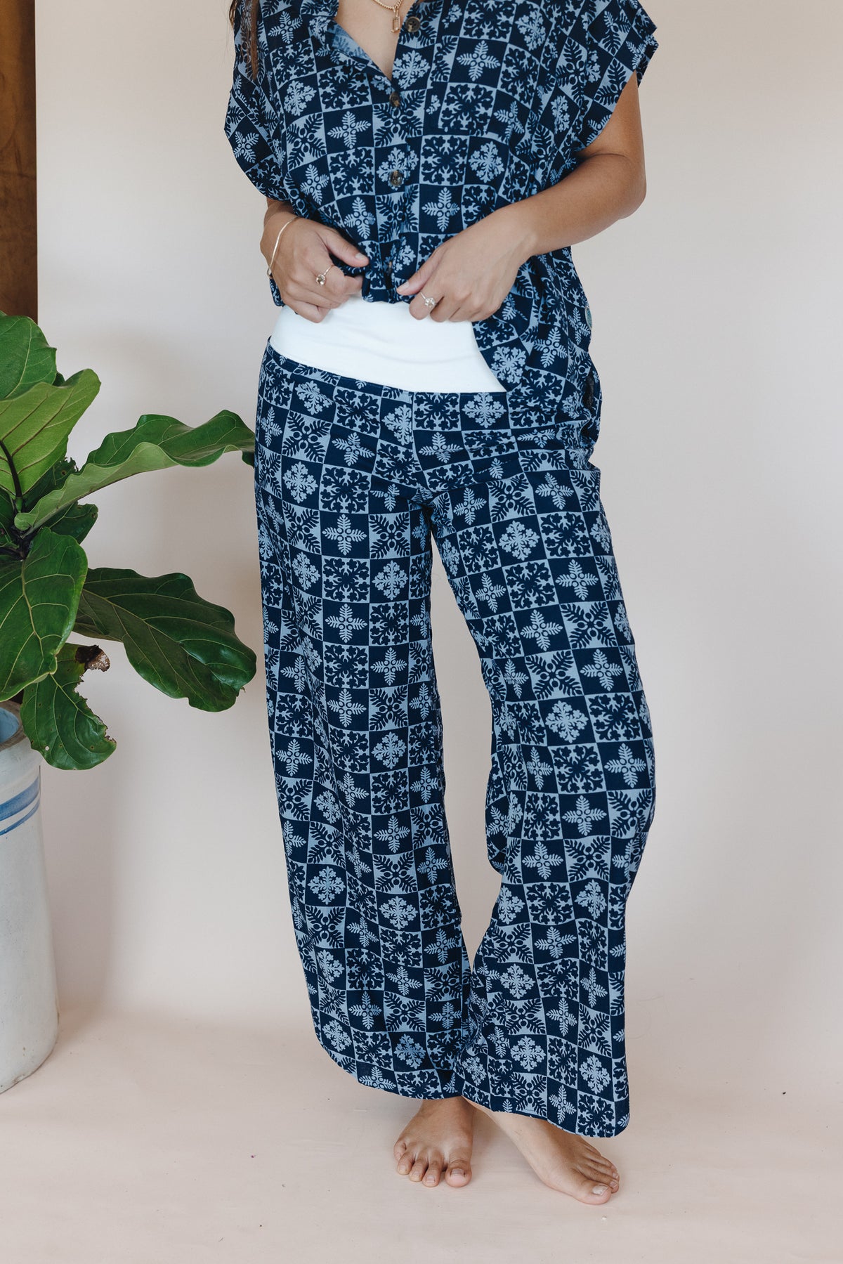Pau Hana Pants - Quilted Ulu - Navy