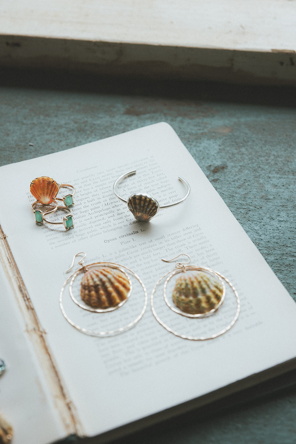 Venus Ring - Emerald | GF