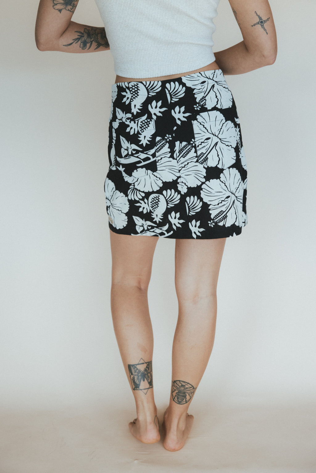 Retro Pocket Mini Skirt - Hana Nightfall