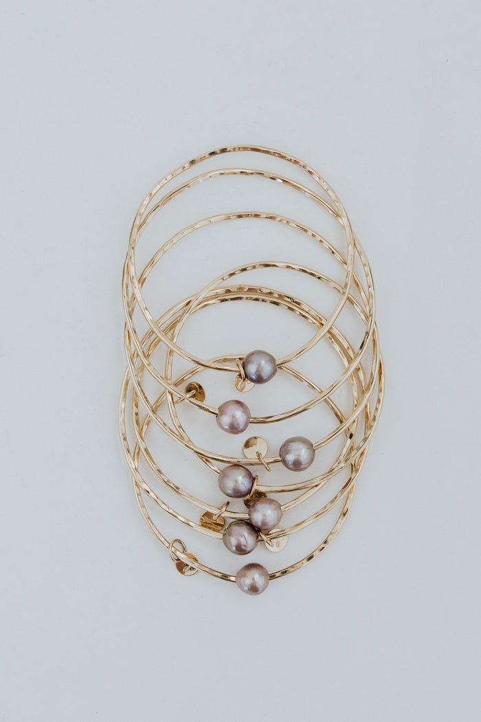 Ti Leaf Bangle - Pink Freshwater Pearl