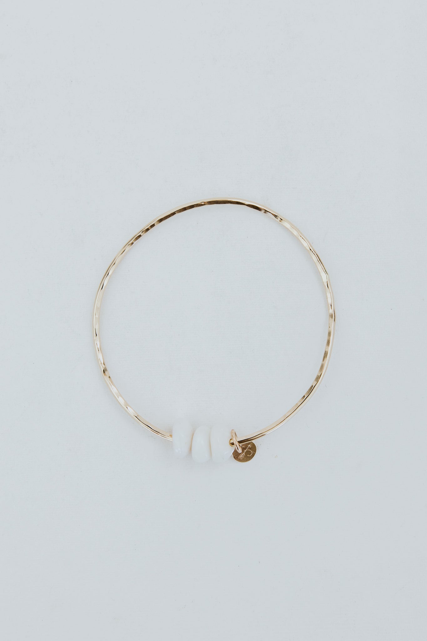Hawaii Puka Shell Bangle – Wings Hawai'i
