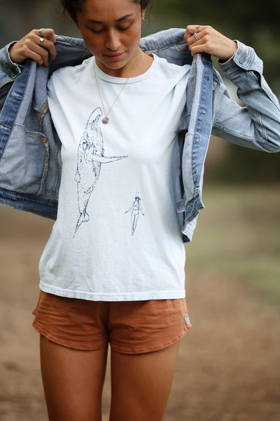 Boyfriend Tee - Whale Dance