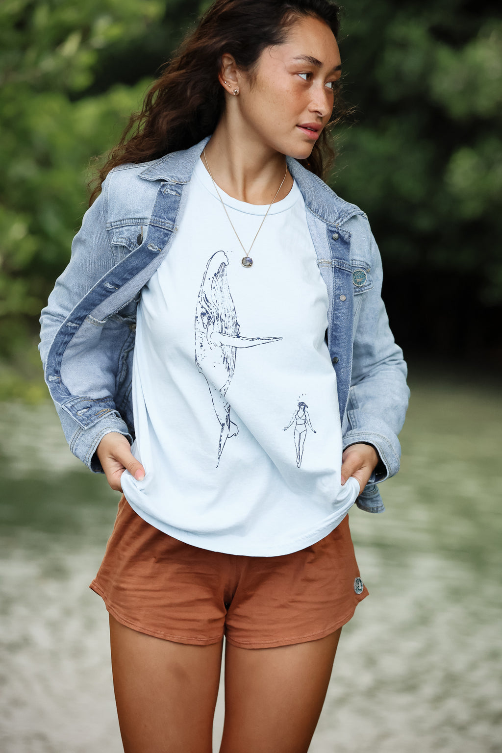 Boyfriend Tee - Whale Dance