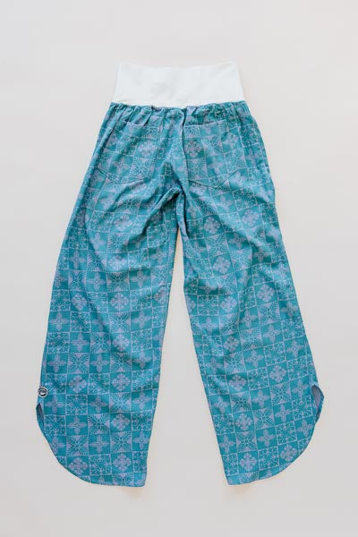 Wings Hawaii pau hana pants in quilted ulu and plumeria print in surf blue 