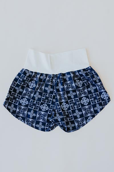 Pau Hana Shorts - Quilted Ulu - Navy