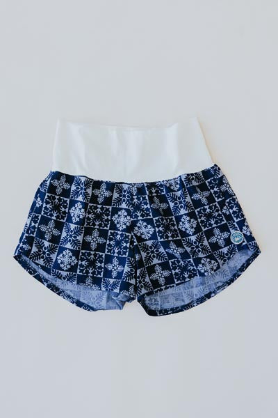 Pau Hana Shorts - Quilted Ulu - Navy