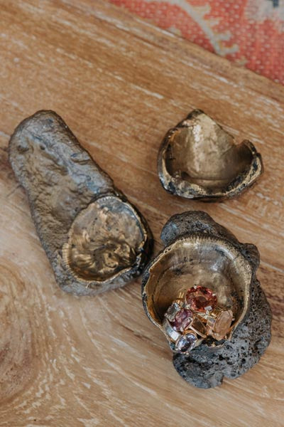 Bronze Shell Jewelry Dishes