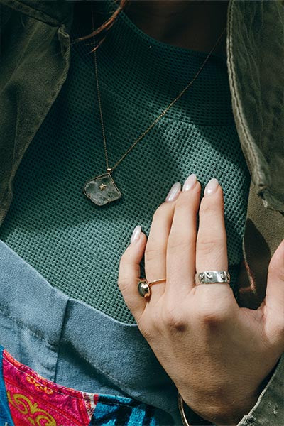 Celestial Faden Quartz Necklace | 14k