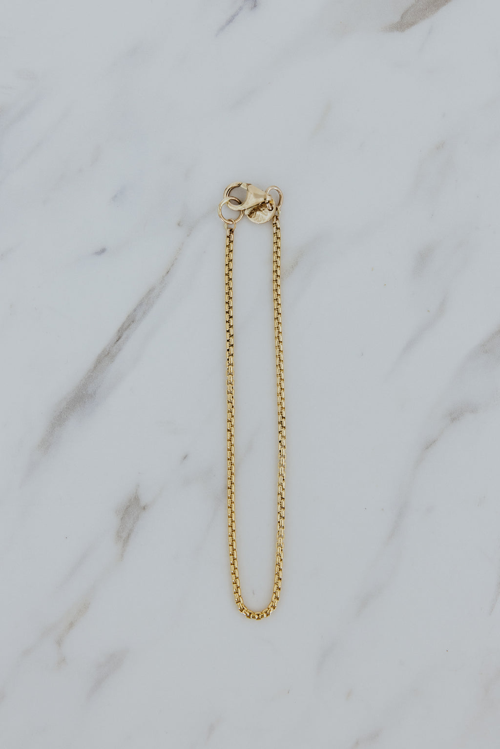 Wings Hawaii Venetian Box Chain Bracelet in 14k gold-filled. Fine jewelry handmade in Maui. Wear solo, layered, or add charms to customize and personalize. Modern luxury charm bracelets made in Hawaii. 