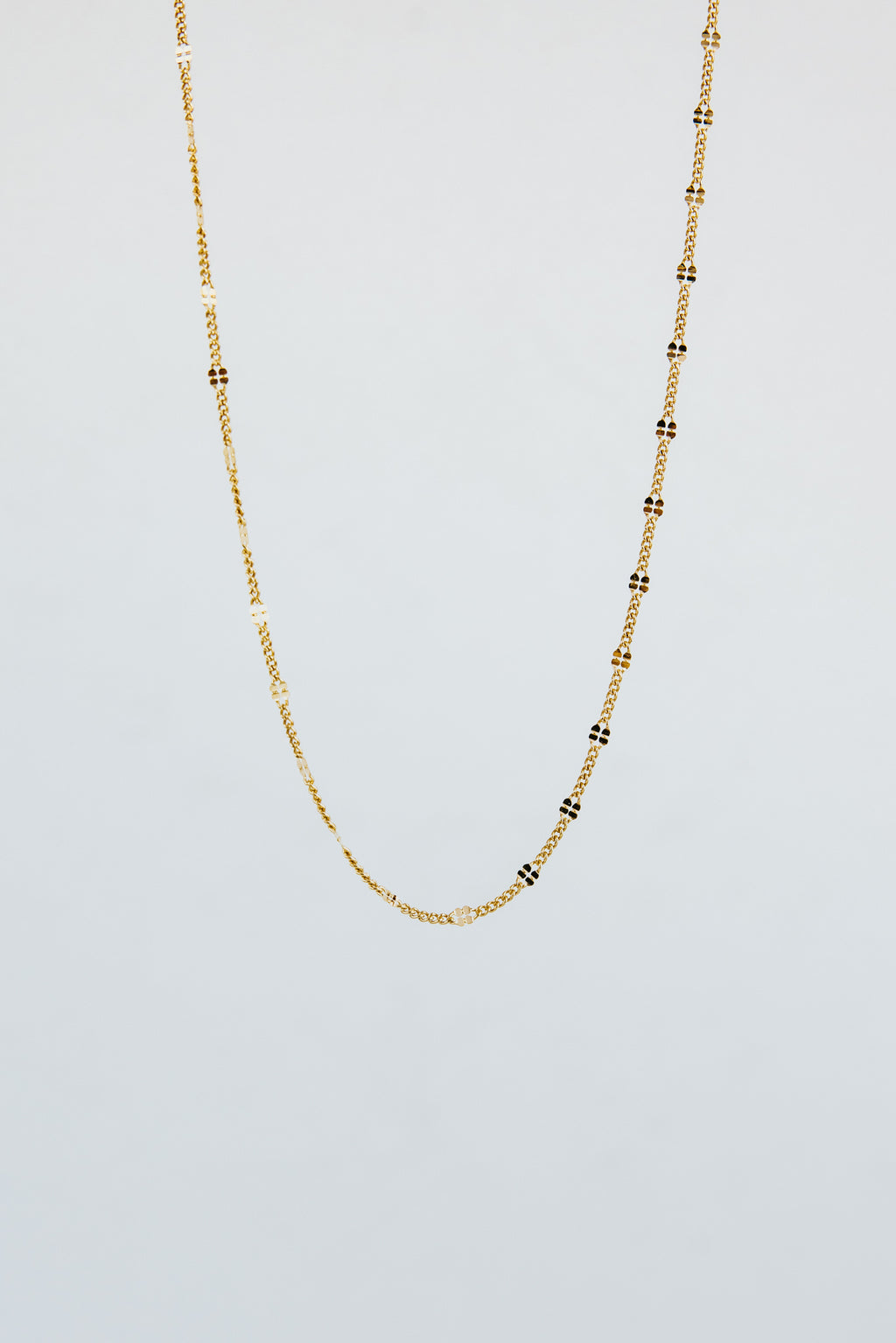 Wings Hawaii Clover Chain in 14k gold fill. Fine jewelry handmade in Maui. Charm Bar Collection. Wear solo, layered, or add charms. 