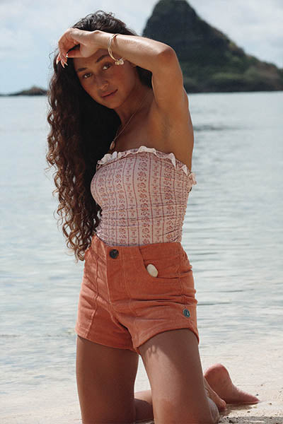 Wings Hawaii retro pocket shorts in coral orange corduroy 