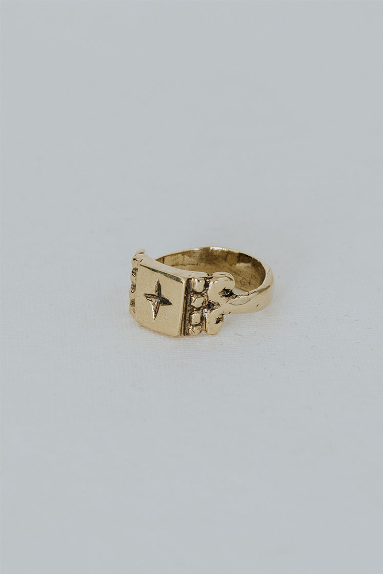 Wings Hawaii mermaid signet ring in sterling silver or solid 14k yellow gold. Fine jewelry handcrafted in Maui. 
