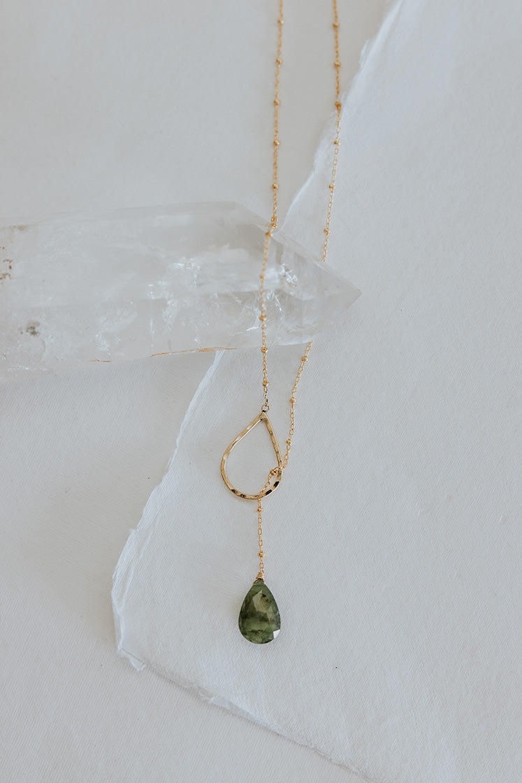 Lariat Necklace - Green Sapphire