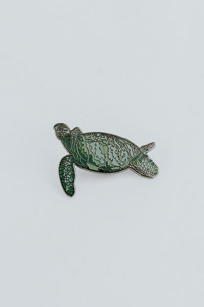 Wings Hawaii turtle enamel pin