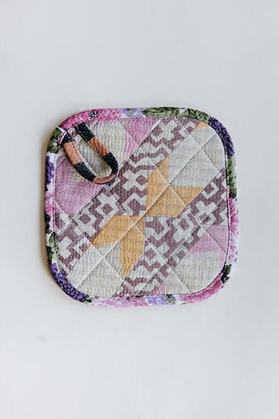 Kantha Pot Holder - Pink Border