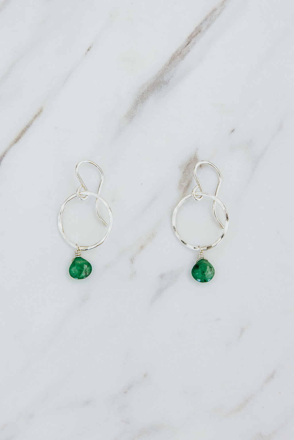 Wings Hawaii Emerald Petite Full Circle Earrings. Sterling silver. Fine jewelry handcrafted in Maui. Sustainable, artisan, bohemian jewelry gifts made in Hawaii.