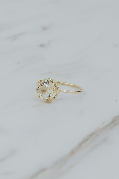 wings hawaii prong set sunstone ring 14k yellow gold 