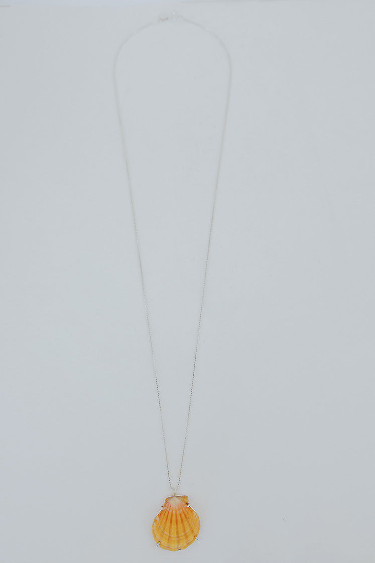 Sunrise Shell Necklace - Large