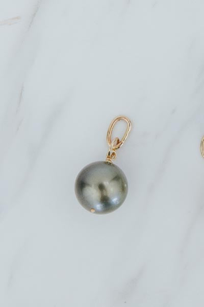 Necklace Charm - Pearls | 14k