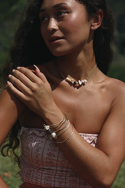 Shell Lei Choker - Tahitian Pearl