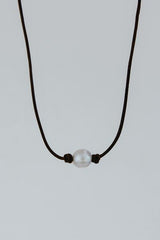 Single Silver Pearl Leather Necklace thumbnail