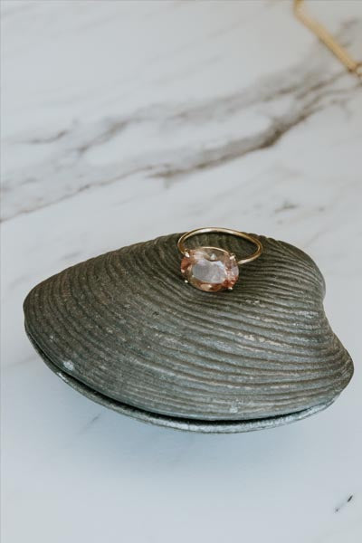 Oval Sunstone Ring - 14k Yellow Gold