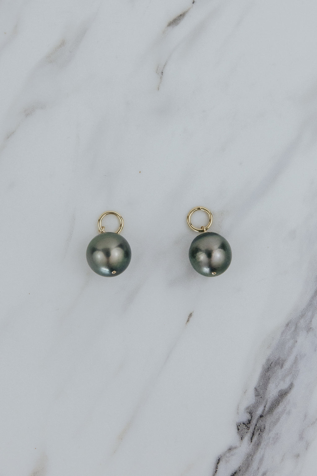 Wings Hawaii Tahitian pearl earring charms in 14k gold-filled. Keshi teardrop, silver, baroque, and round varieties. Fine jewelry handmade in Maui. 