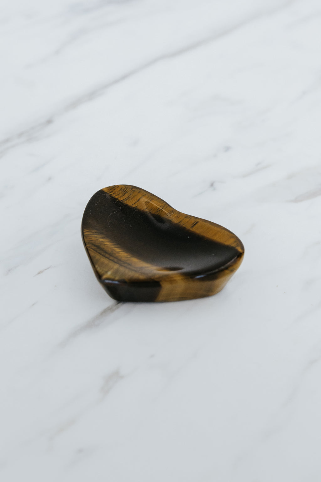 Wings Hawaii Tigers Eye heart shaped jewelry holder dish. Unique Maui gifts and souvenirs. 