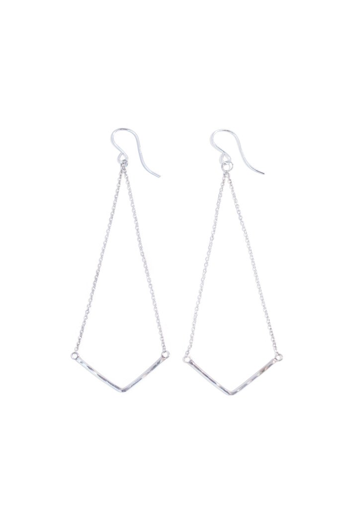 sterling silver chain boomerang earrings v shape geometric womens jewelry every day wear casual and classy simple elegant minimal style hand made haiku maui wings hawaii