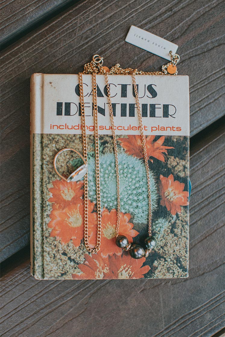 wings hawaii triple tahitian pearl necklace choker