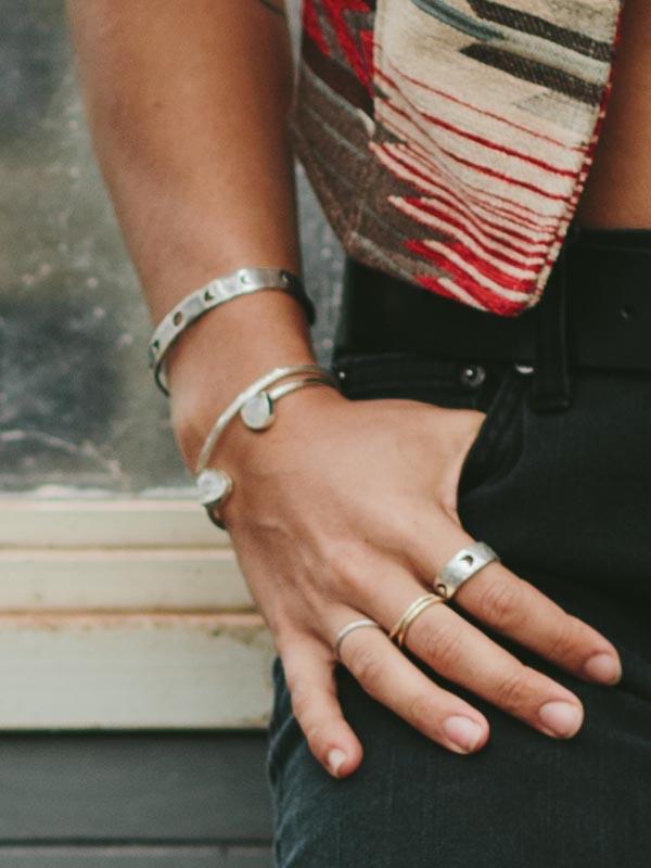 wings hawaii moonstone sterling silver cuff bracelet horseshoe u shape gemstone gem stone polished bezel set tear drop dew point rainbow boho bohemian gyspy handmade