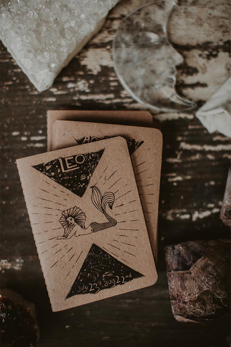 Wings Hawaii zodiac mini notebooks - Leo